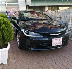 Chrysler 200